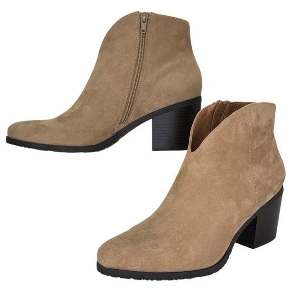 White Mountain Beachwood Tan Microsuede Womens Ankle Boots Size 9M - Picture 11 of 11